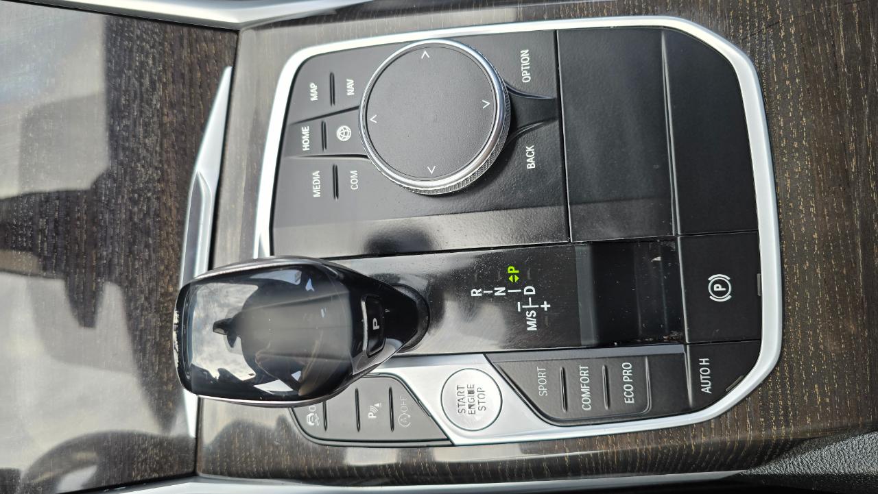 BMW 3-Series 330i xDrive 2020