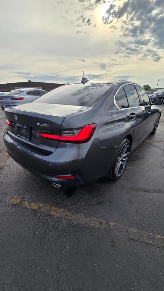BMW 3-Series 330i xDrive 2020