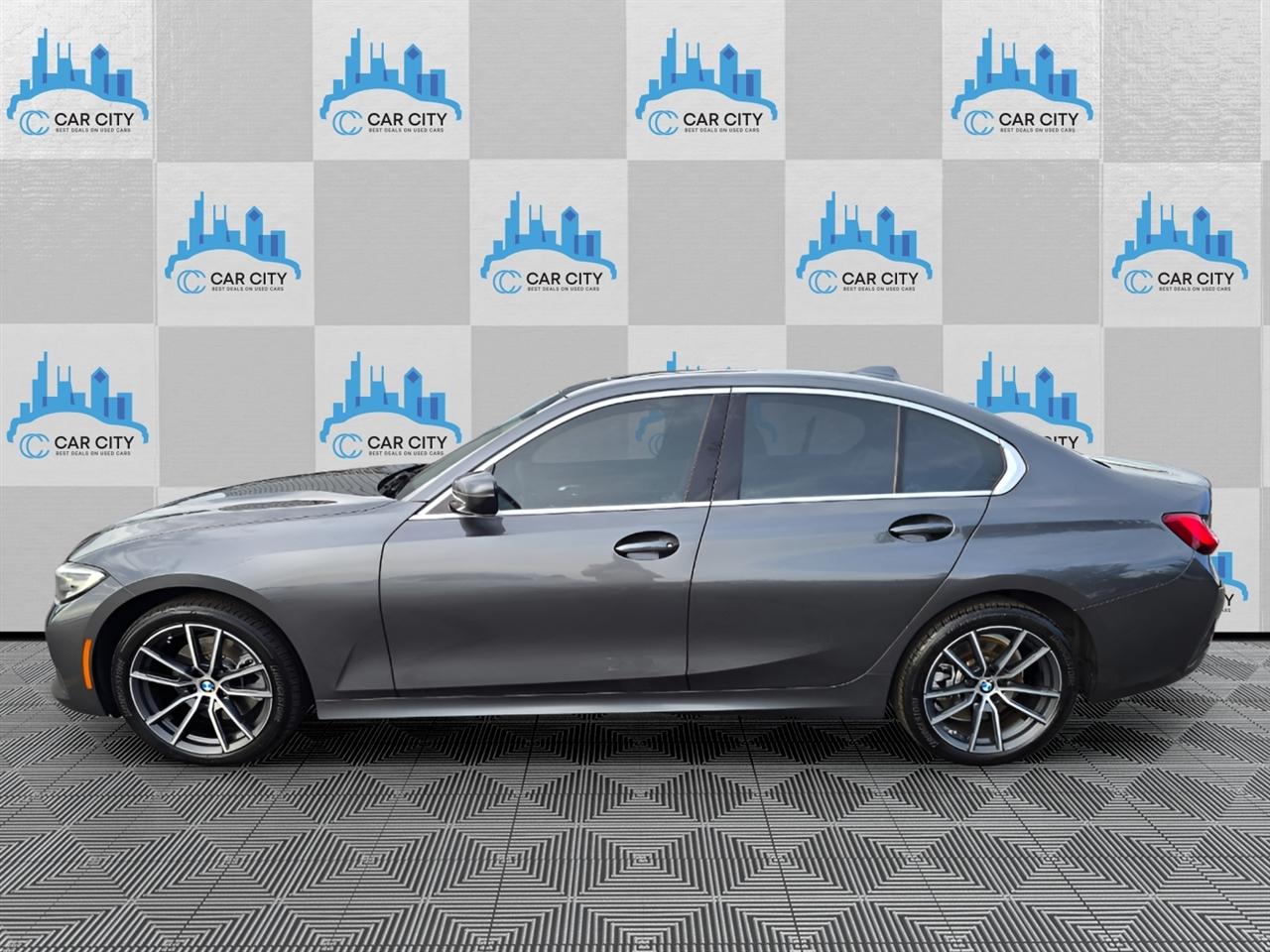 BMW 3-Series 330i xDrive 2020