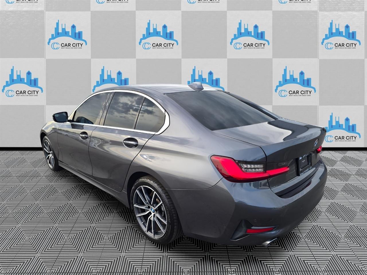 BMW 3-Series 330i xDrive 2020