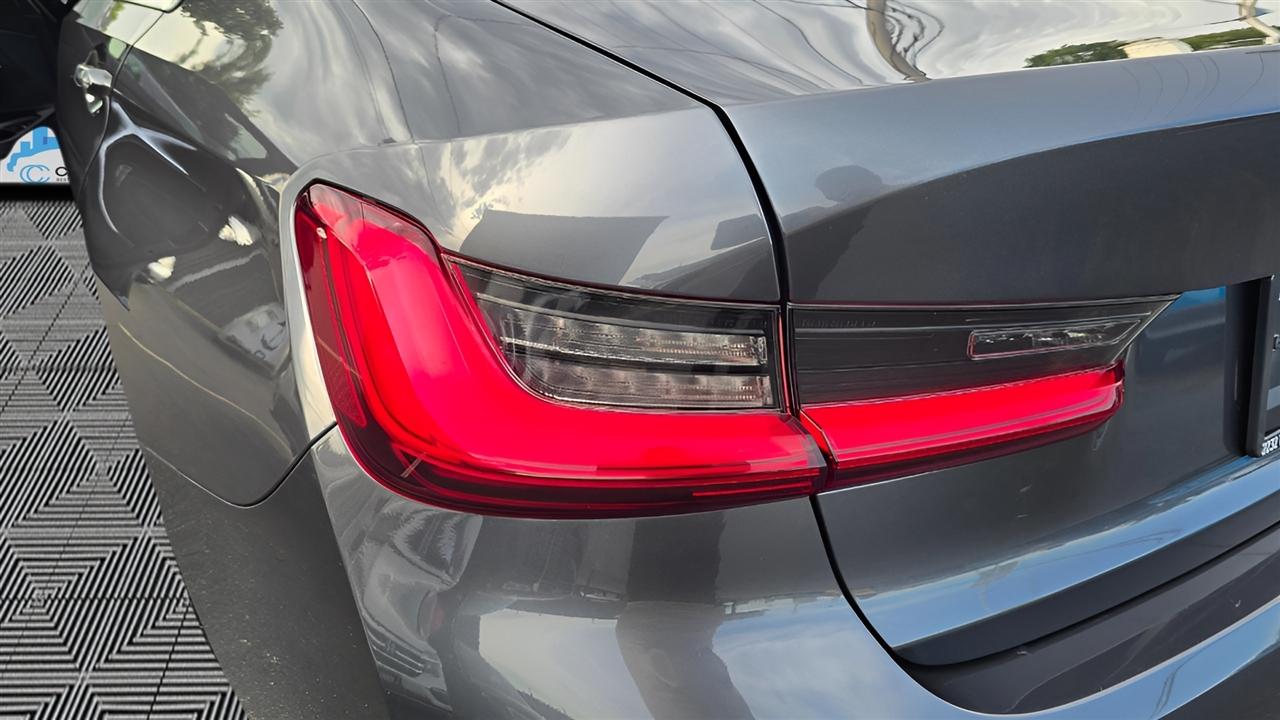 BMW 3-Series 330i xDrive 2020