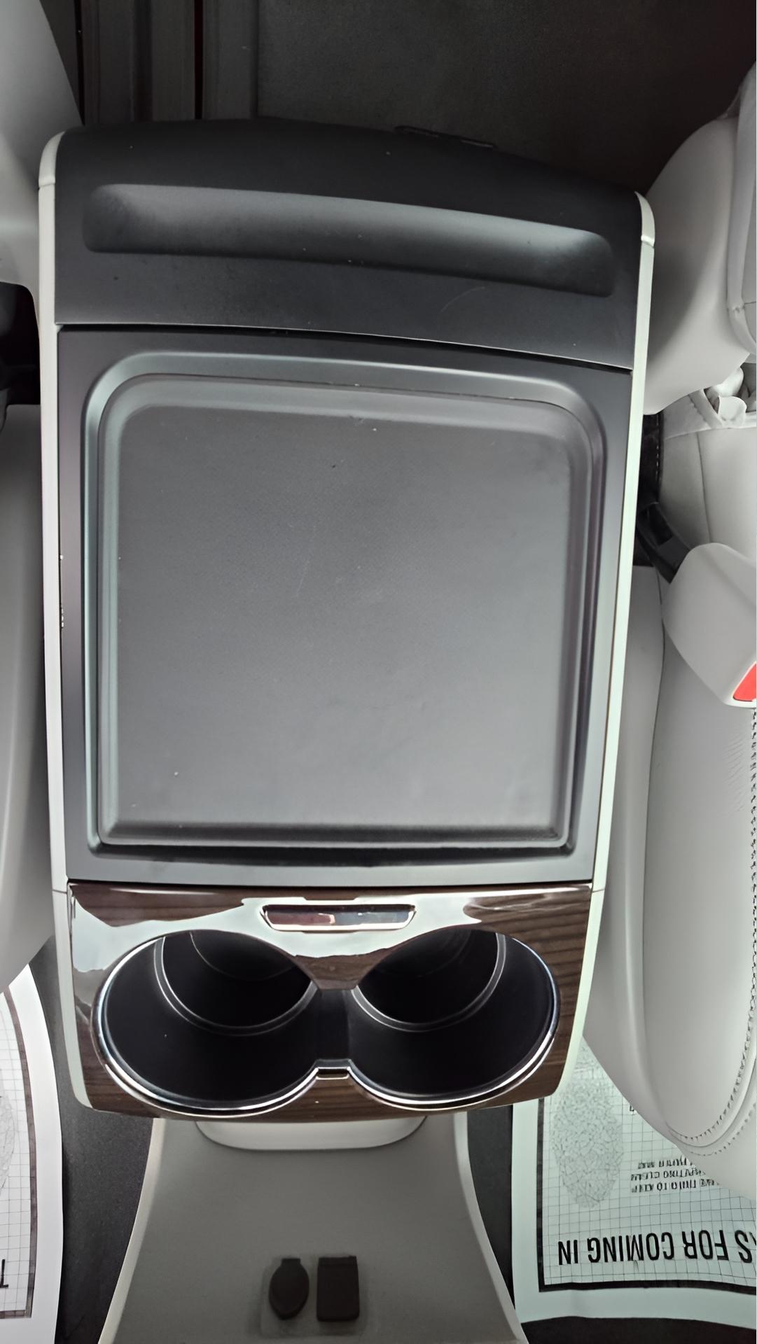 Toyota Sienna XLE 8-Passenger FWD 2019