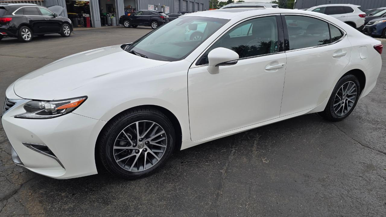 Lexus ES 350 Sedan 2017