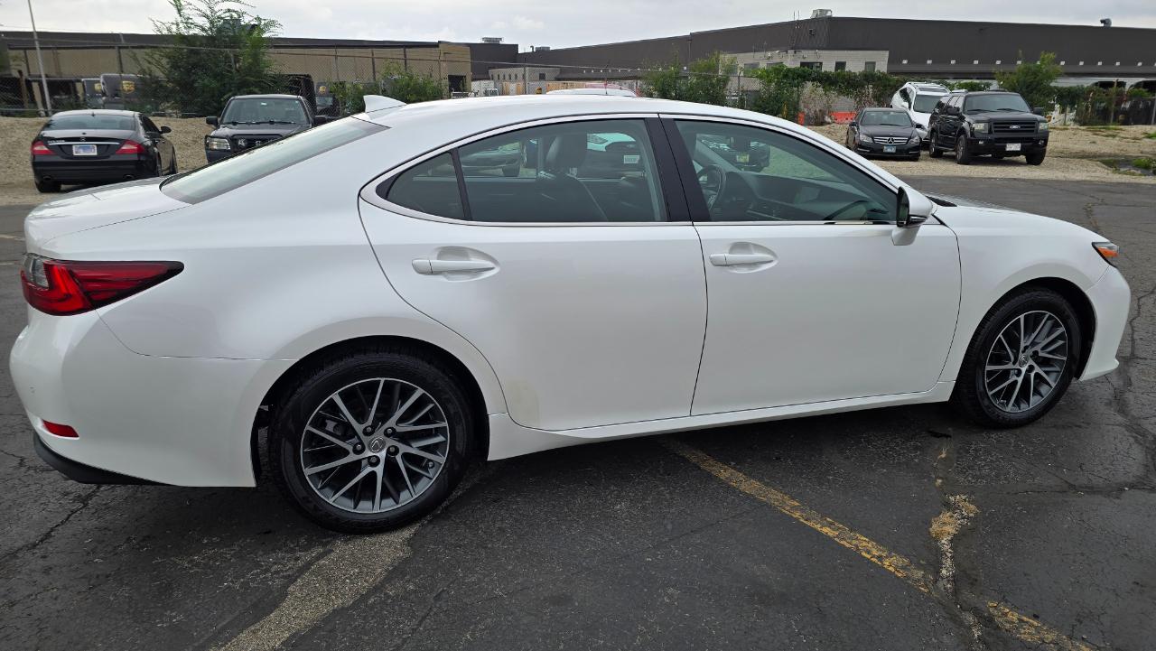 Lexus ES 350 Sedan 2017