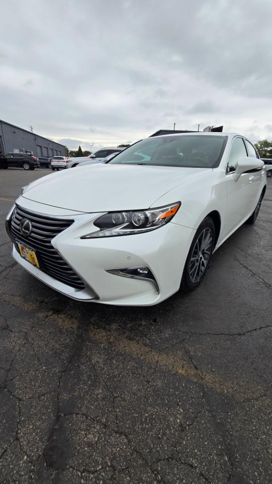 Lexus ES 350 Sedan 2017
