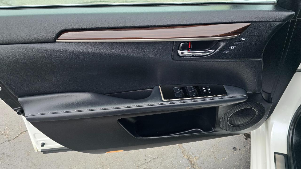 Lexus ES 350 Sedan 2017