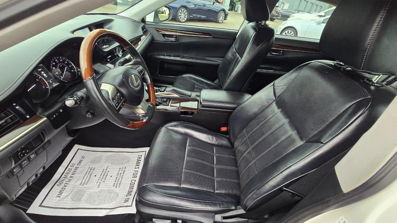 Lexus ES 350 Sedan 2017