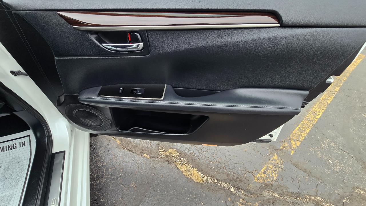 Lexus ES 350 Sedan 2017
