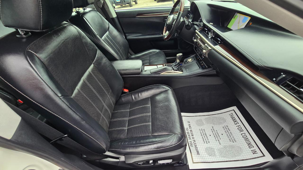 Lexus ES 350 Sedan 2017