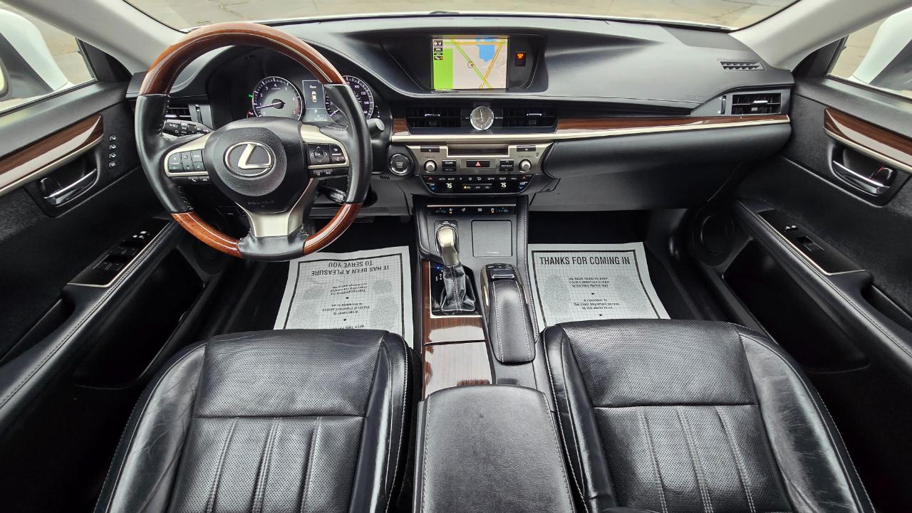 Lexus ES 350 Sedan 2017