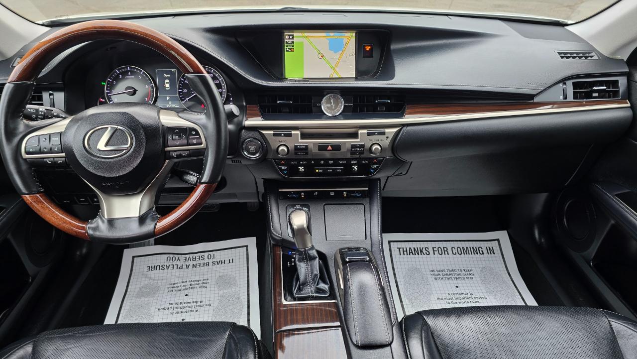 Lexus ES 350 Sedan 2017