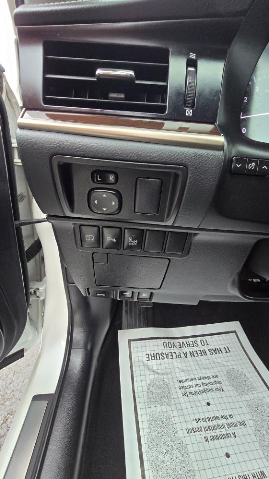Lexus ES 350 Sedan 2017