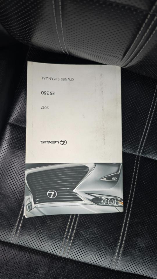 Lexus ES 350 Sedan 2017