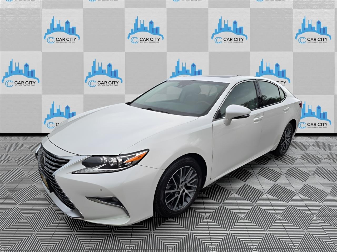 Lexus ES 350 Sedan 2017