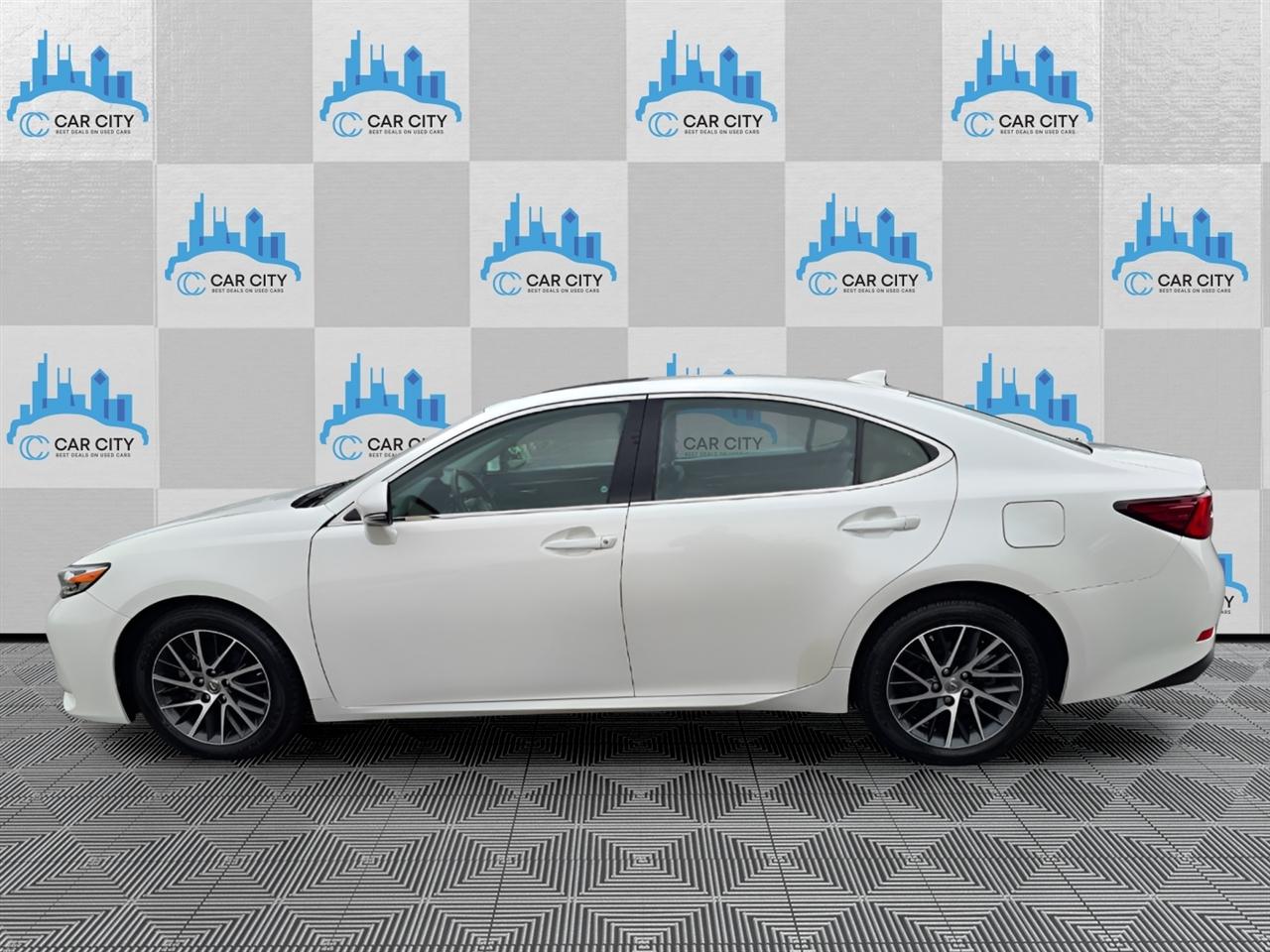 Lexus ES 350 Sedan 2017