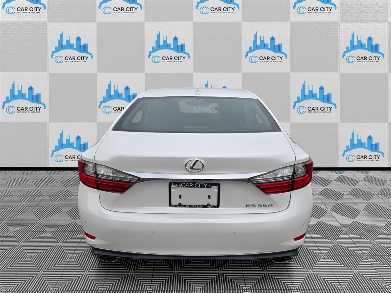 Lexus ES 350 Sedan 2017