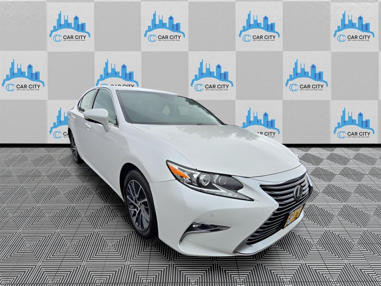Lexus ES 350 Sedan 2017