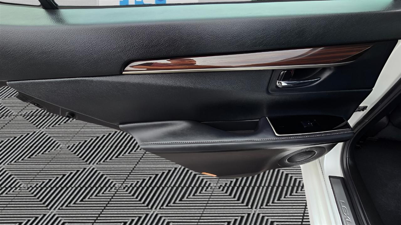 Lexus ES 350 Sedan 2017