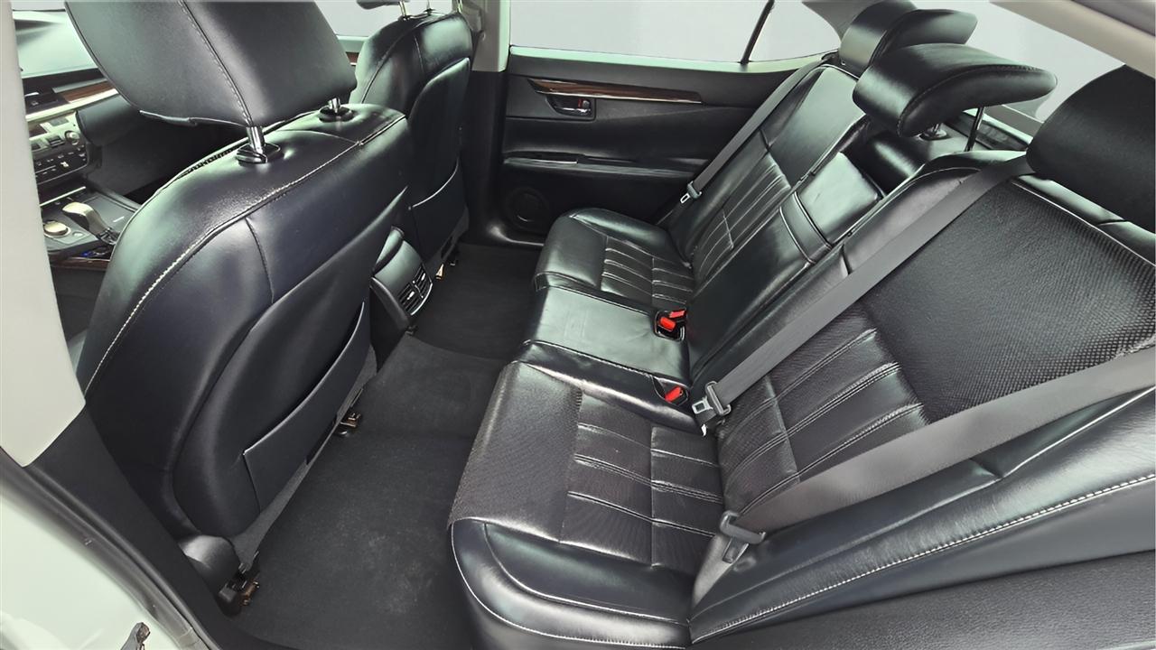 Lexus ES 350 Sedan 2017