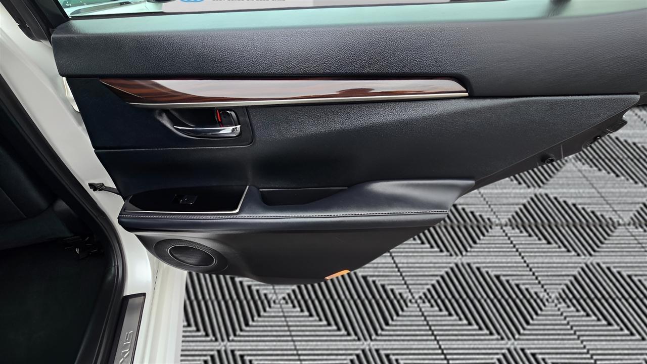 Lexus ES 350 Sedan 2017