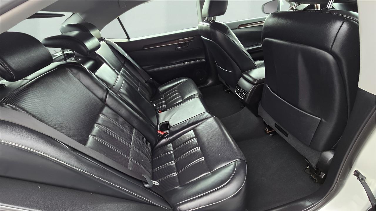 Lexus ES 350 Sedan 2017