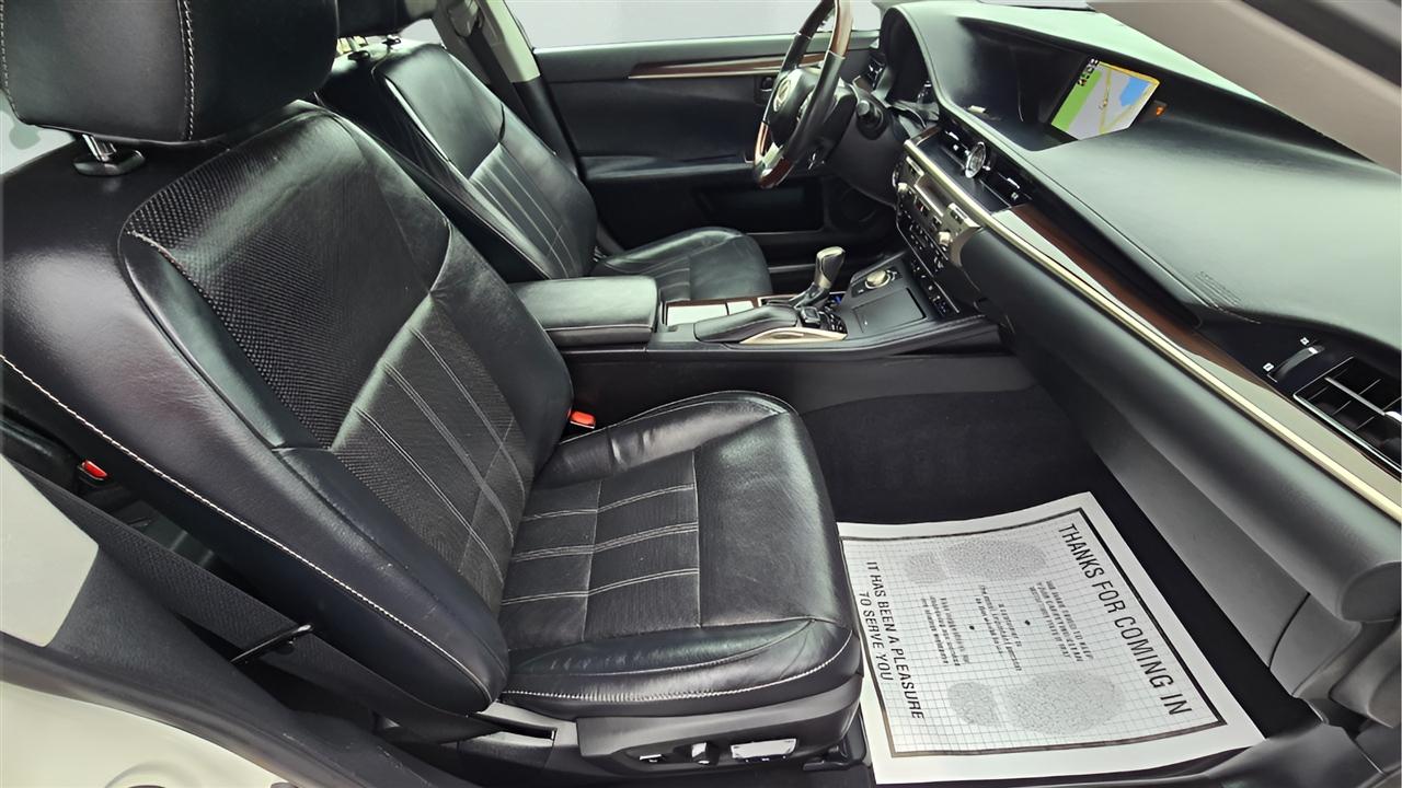 Lexus ES 350 Sedan 2017