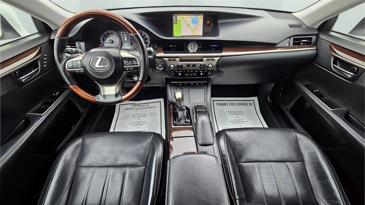 Lexus ES 350 Sedan 2017