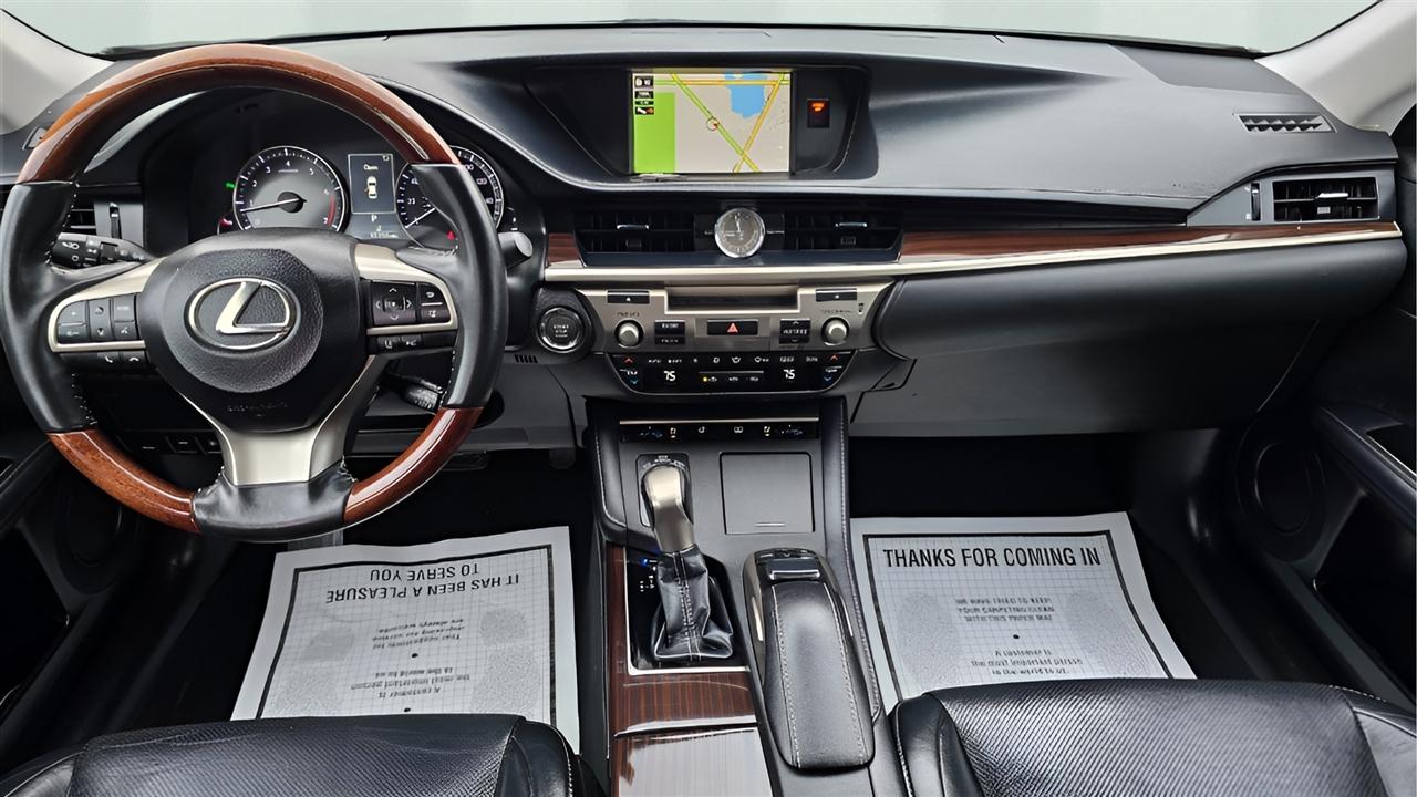 Lexus ES 350 Sedan 2017