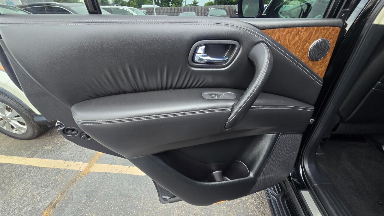 Infiniti QX80 4WD 2017
