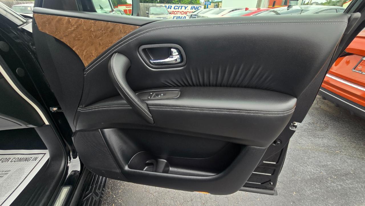 Infiniti QX80 4WD 2017