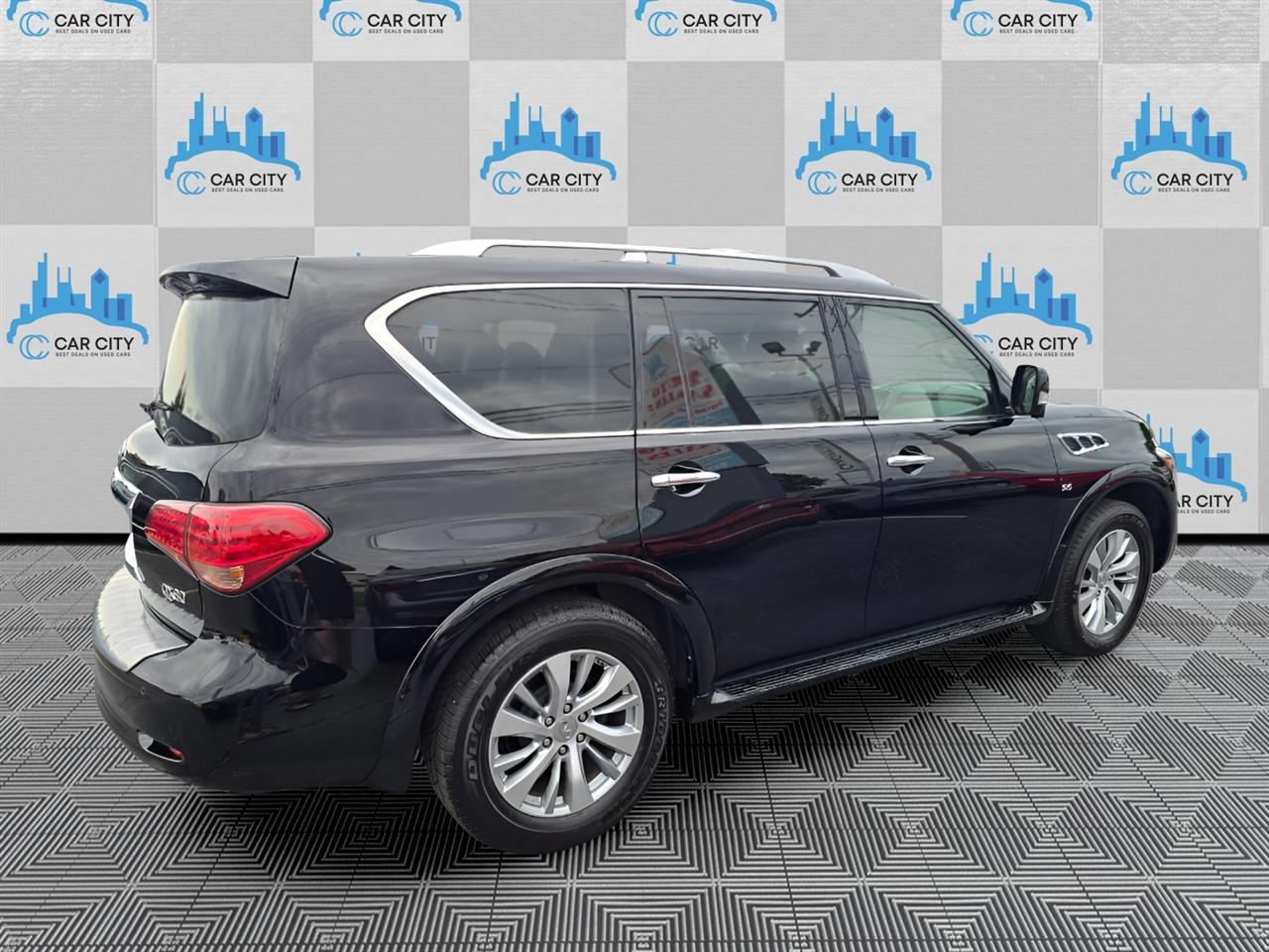 Infiniti QX80 4WD 2017