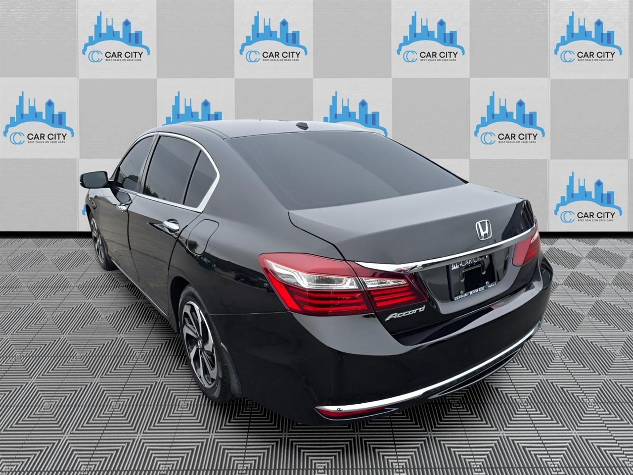 Honda Accord EX Sedan AT 2016