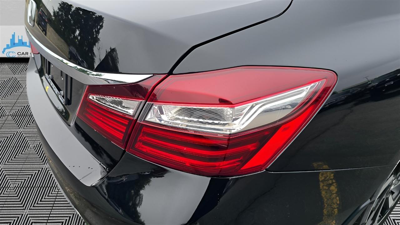 Honda Accord EX Sedan AT 2016