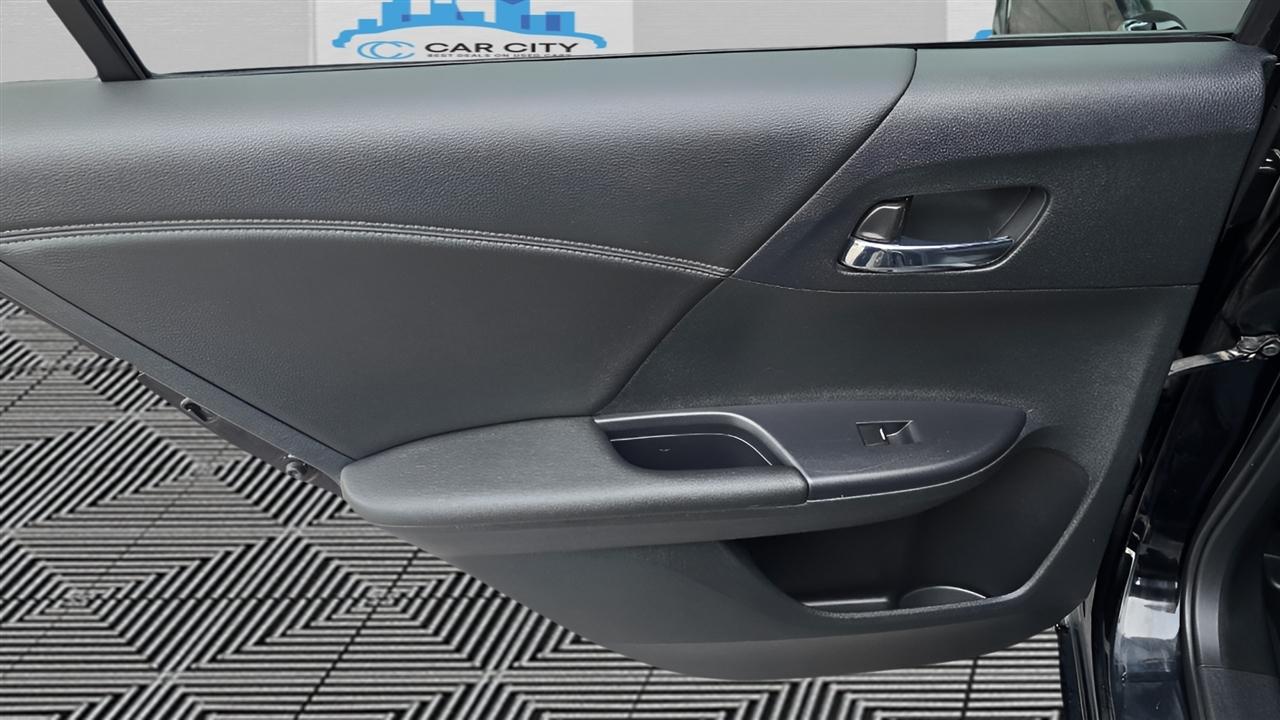 Honda Accord EX Sedan AT 2016