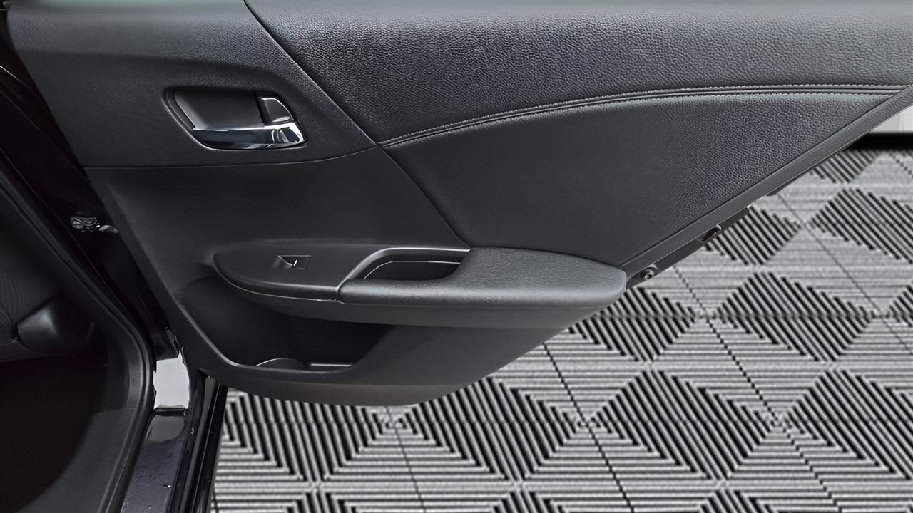 Honda Accord EX Sedan AT 2016
