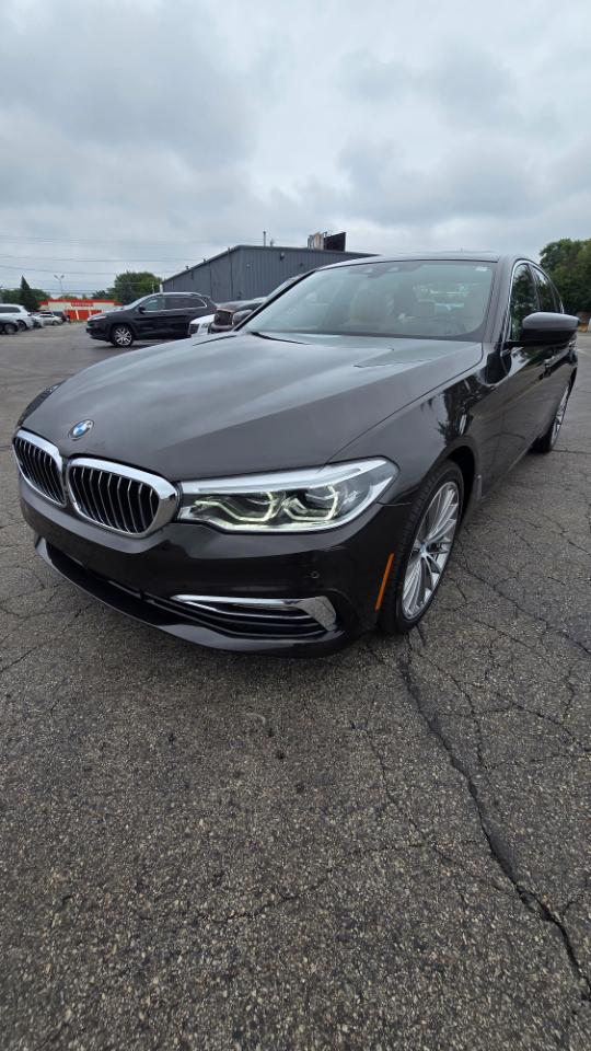 BMW 5-Series 540i xDrive 2018