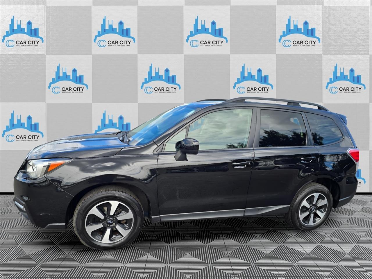 Subaru Forester 2.5i Premium PZEV CVT 2017