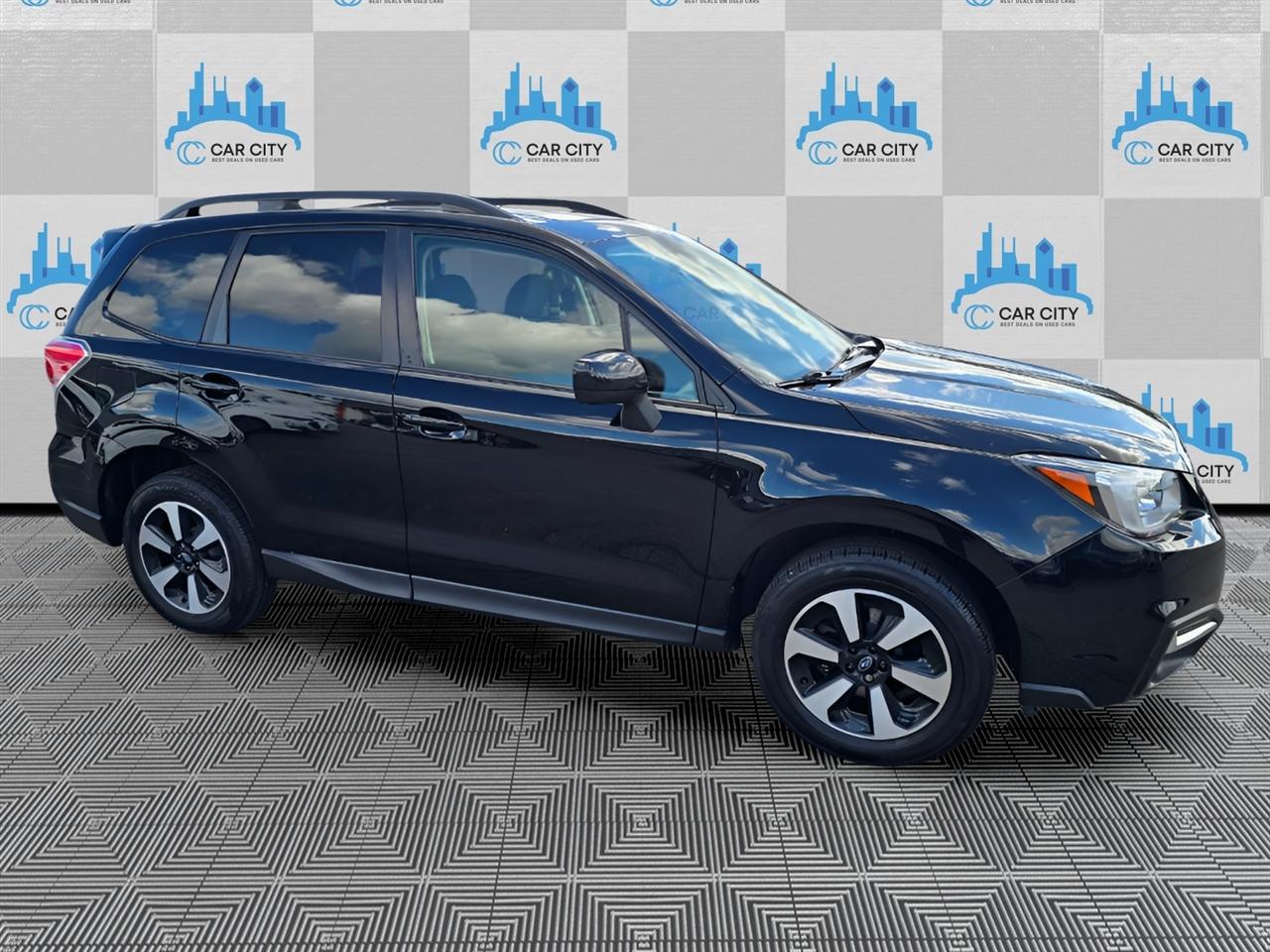 Subaru Forester 2.5i Premium PZEV CVT 2017