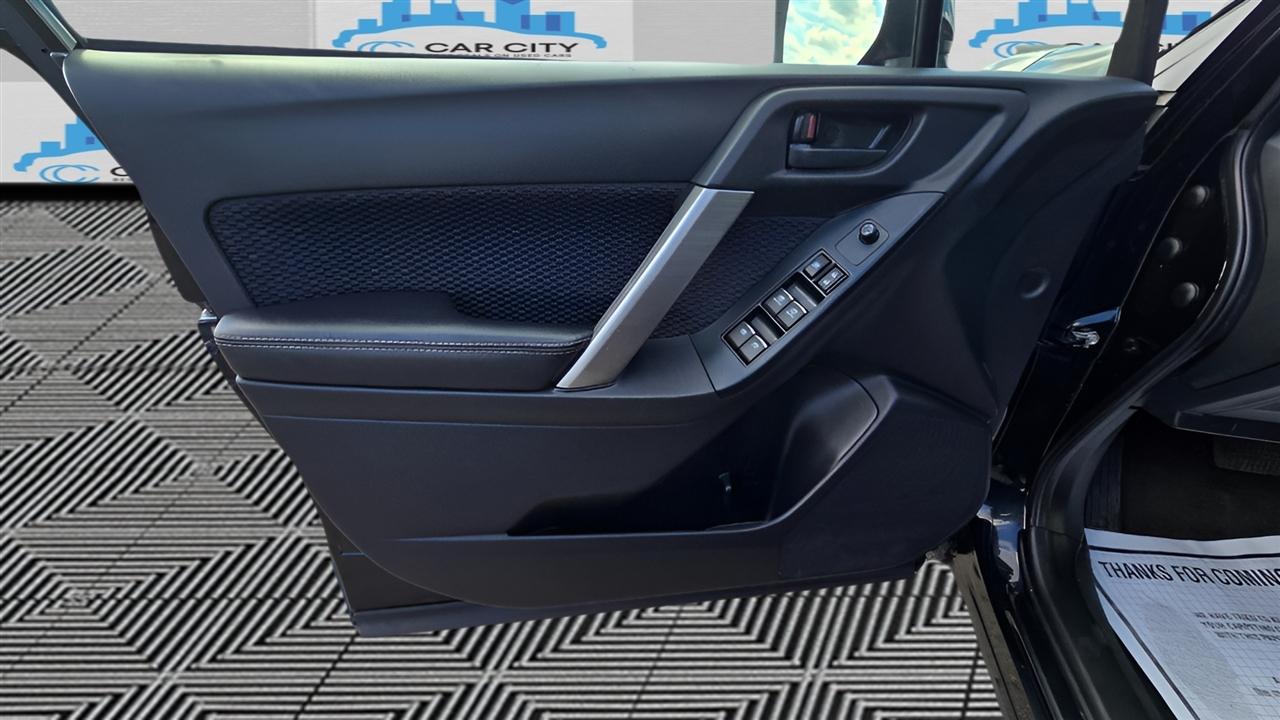 Subaru Forester 2.5i Premium PZEV CVT 2017