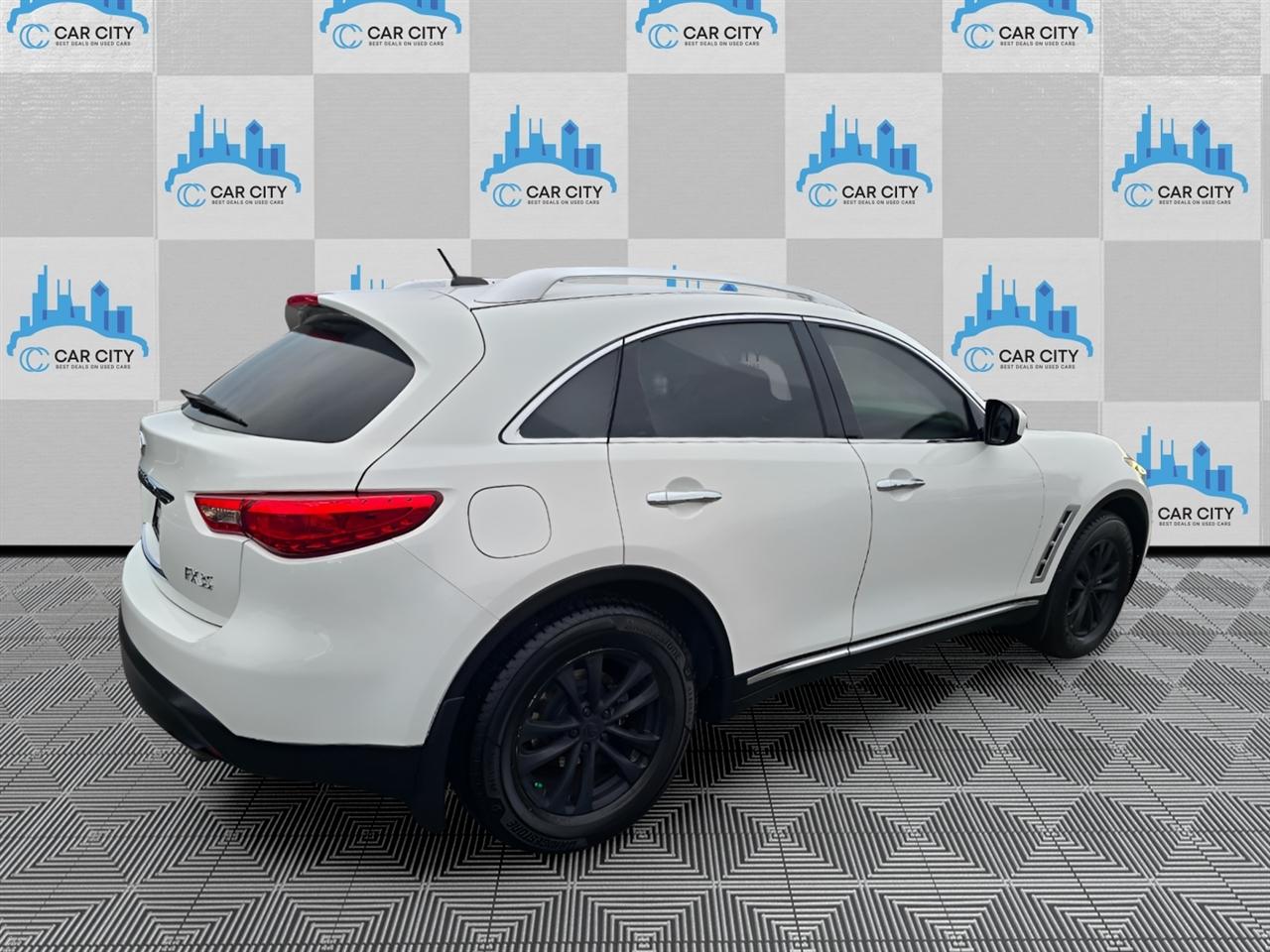 Infiniti FX FX35 AWD 2010