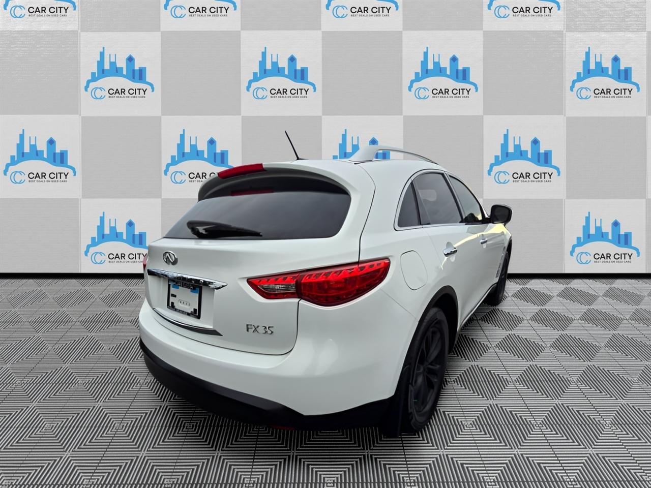 Infiniti FX FX35 AWD 2010