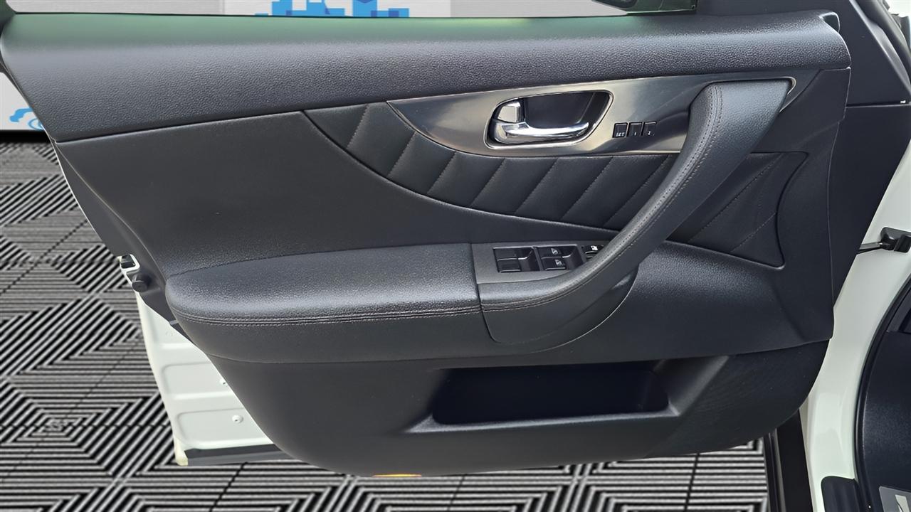 Infiniti FX FX35 AWD 2010