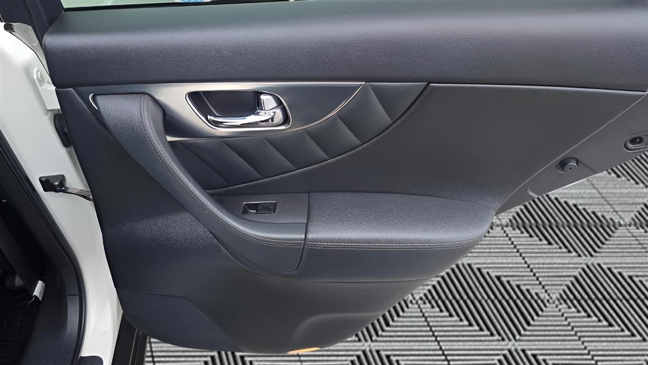 Infiniti FX FX35 AWD 2010