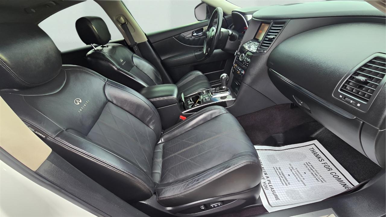 Infiniti FX FX35 AWD 2010