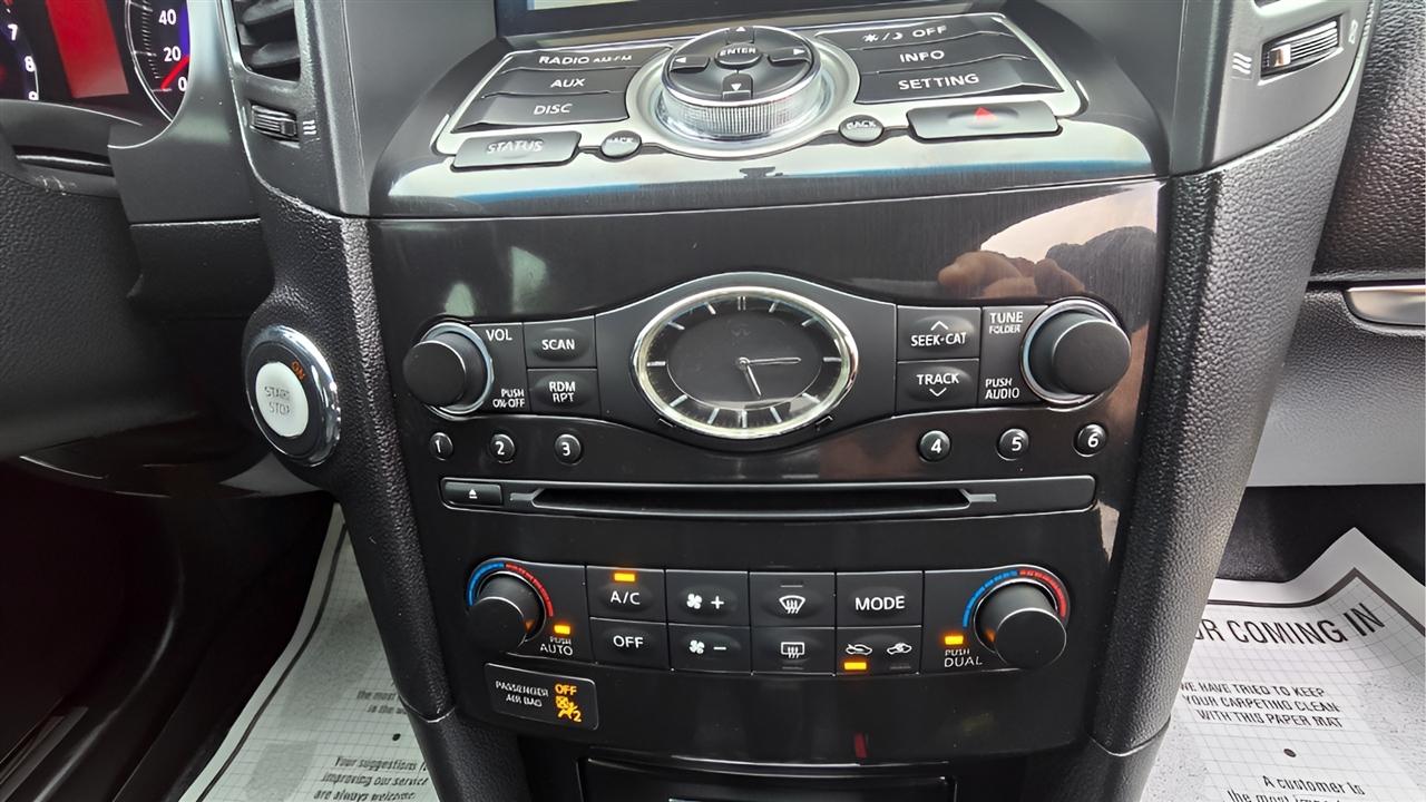 Infiniti FX FX35 AWD 2010
