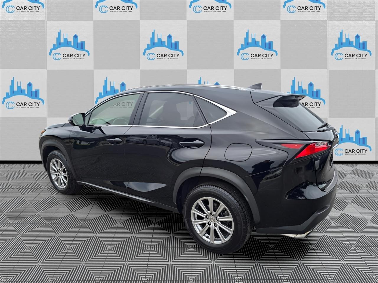 Lexus NX 200t FWD 2015