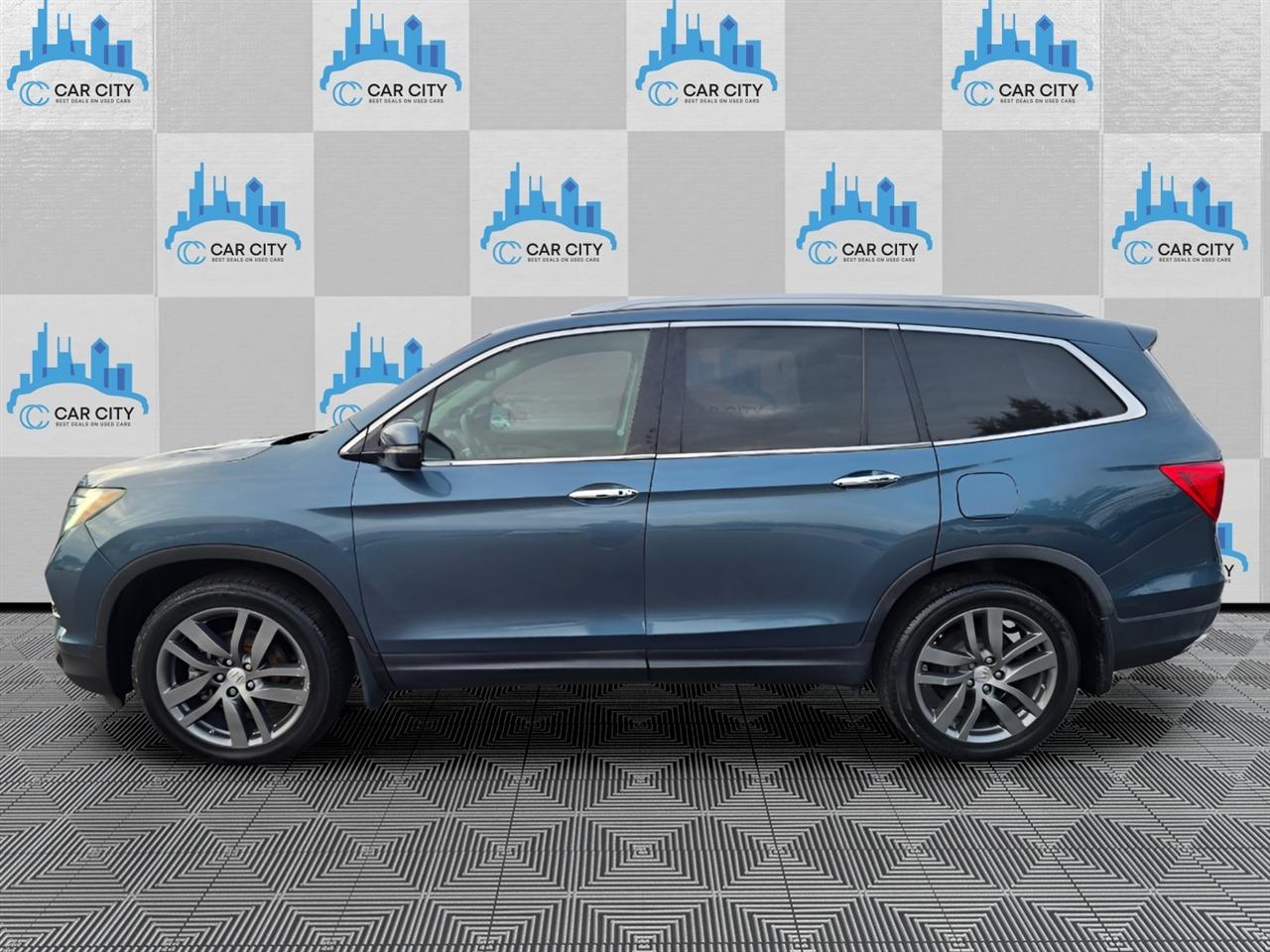 Honda Pilot Touring 4WD 2017