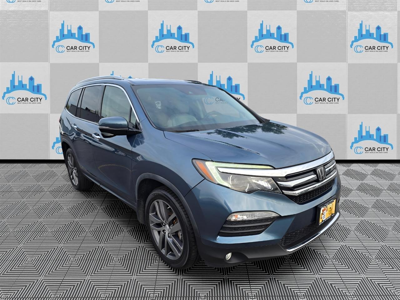 Honda Pilot Touring 4WD 2017