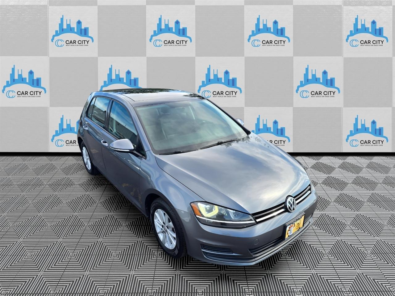 Volkswagen Golf TSI S 6A 2015
