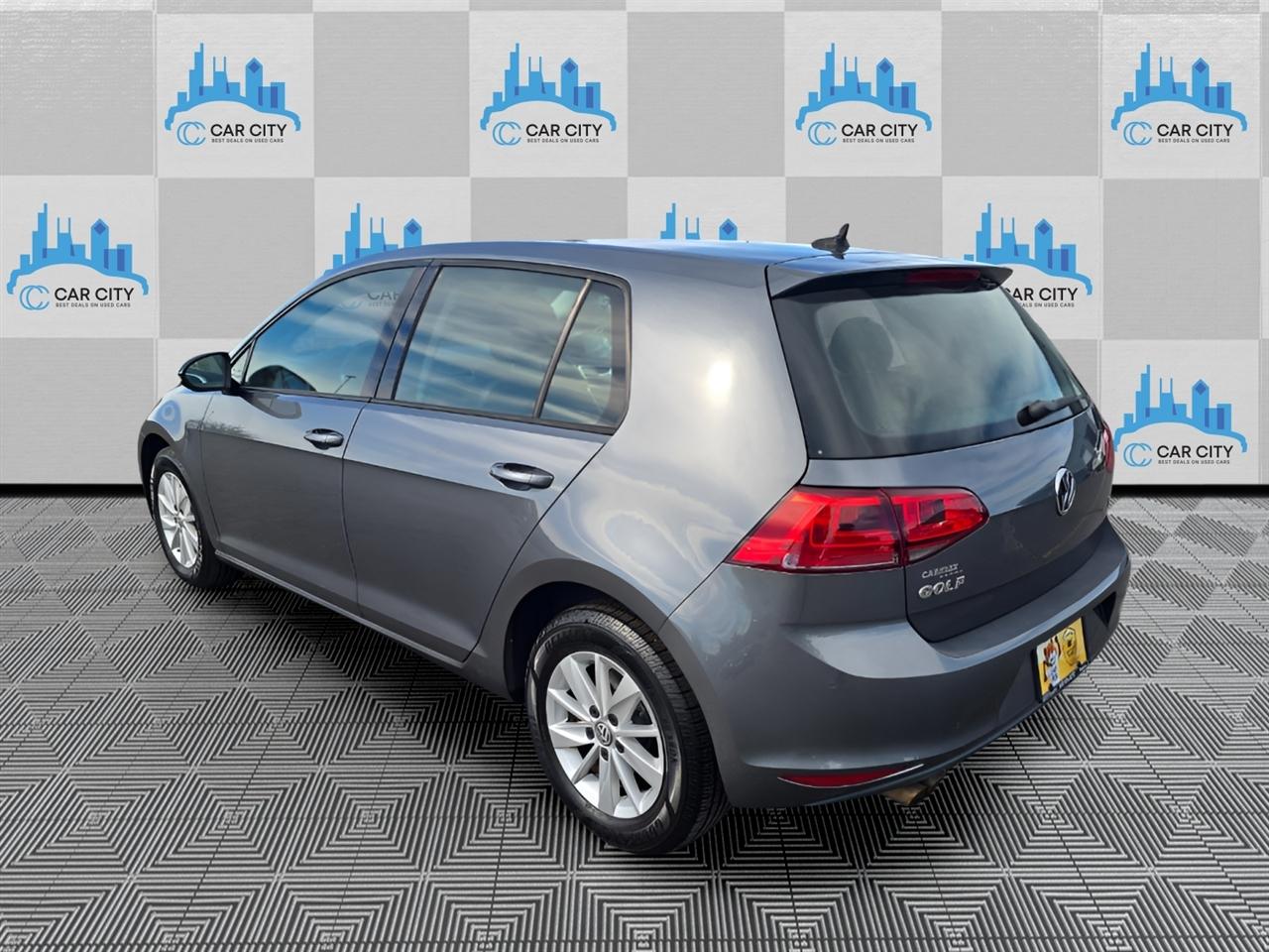 Volkswagen Golf TSI S 6A 2015